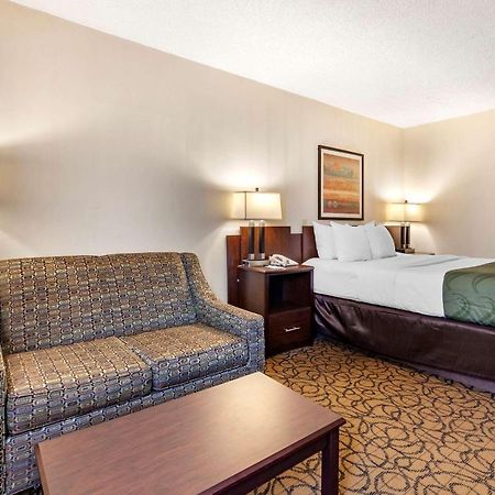 Quality Inn & Suites Escanaba North Ngoại thất bức ảnh